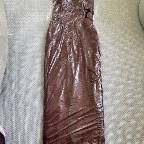 SALE NWT La Femme 26942SC Tulle  Mother of the Bride Burgundy Size 6 - Picture 9 of 10